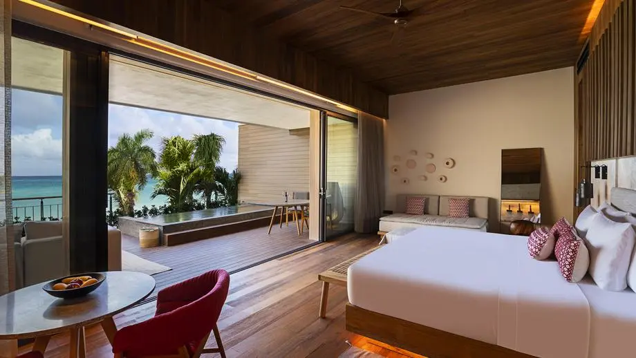 banyan tree mayakoba beachfront poolsuite