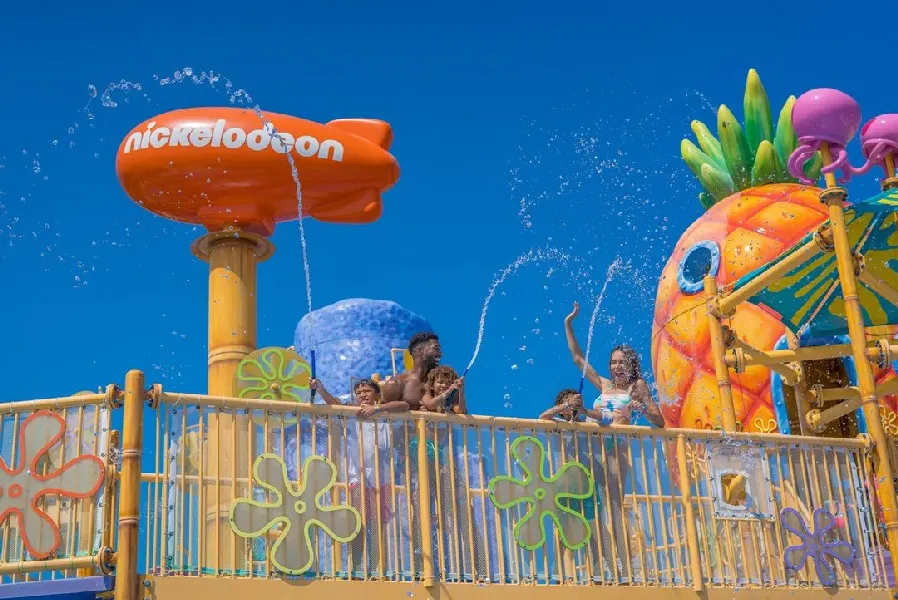 Diversión familiar en Aqua Nick del Hotel Nickelodeon Riviera Maya