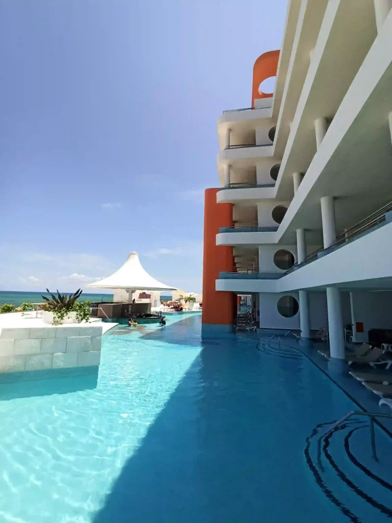 Hotel Nickelodeon Riviera Maya Vista al Mar palafitos