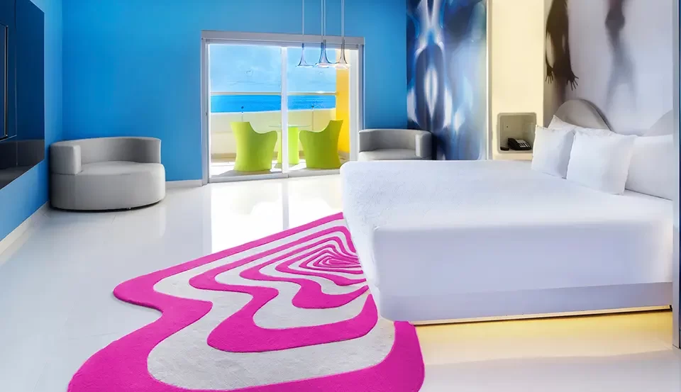 Oceanfront Jacuzzi Suite Temptation cancun