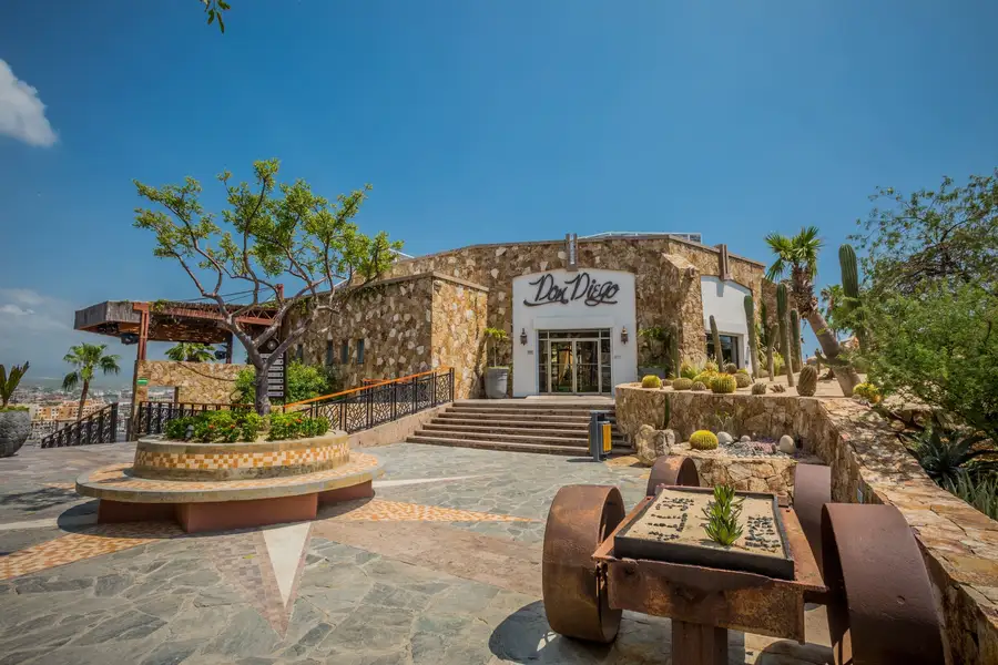 sandos finisterra los cabos restaurante