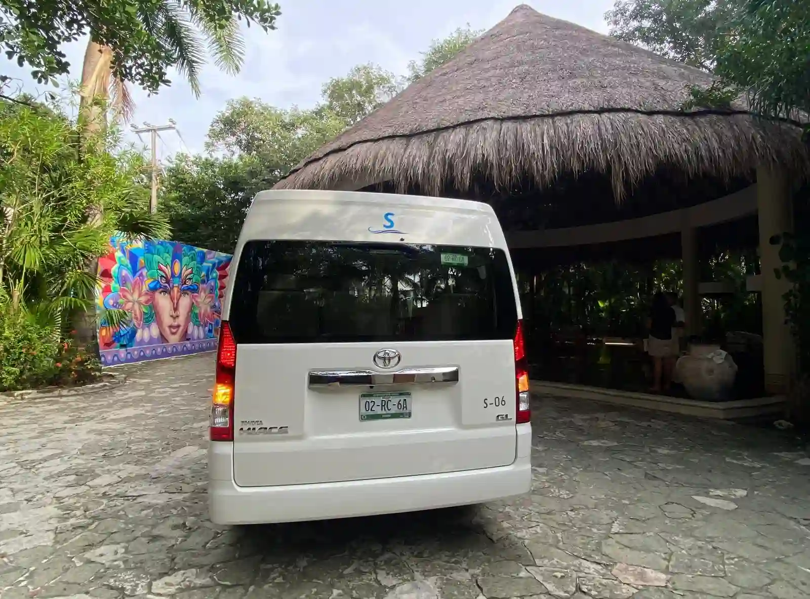traslados aeropuerto de cancun hiace 2025